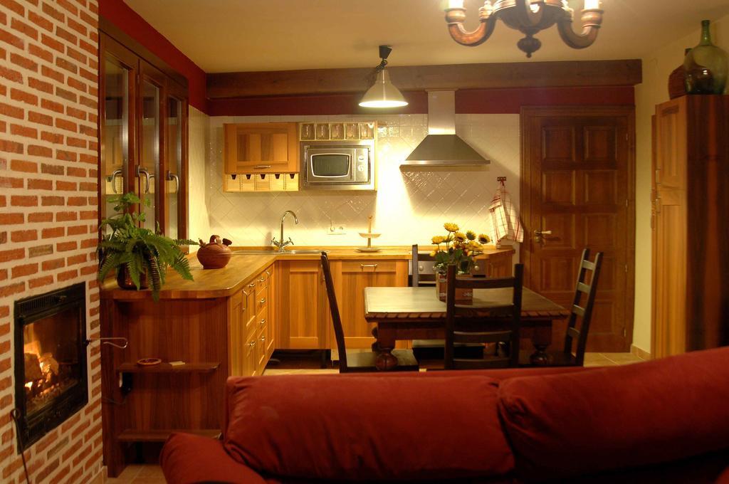 Casa Rural "Hazanas" Adanero Ngoại thất bức ảnh